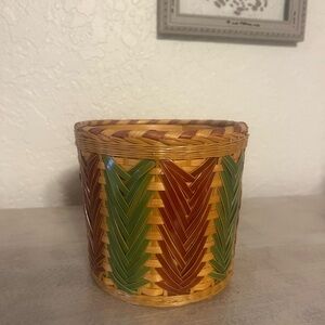 Shanghai handicrafts woven basket made in the peoples Republic of China